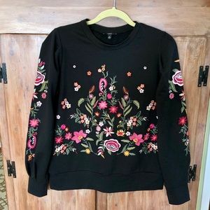 NWOT Embroidered Sweatshirt